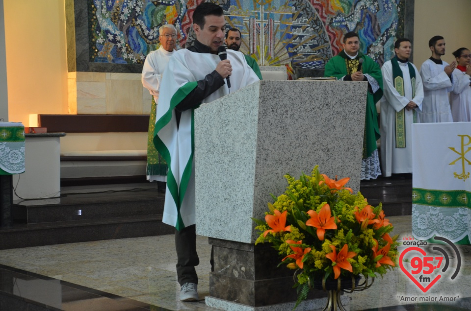 Missa e almoço marca momentos importantes na Catedral de Dourados