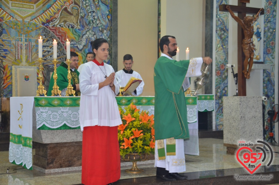 Missa e almoço marca momentos importantes na Catedral de Dourados