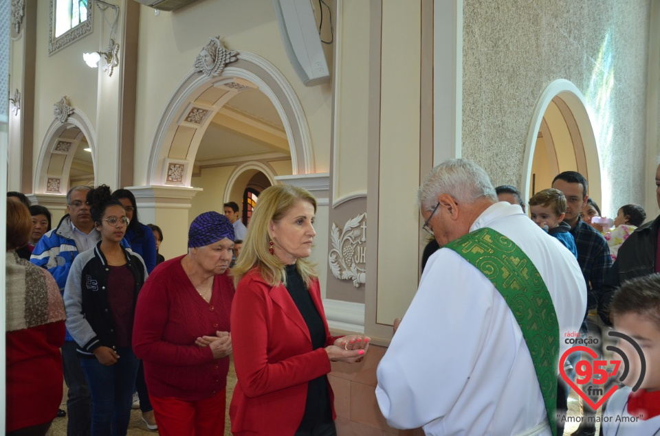 Missa e almoço marca momentos importantes na Catedral de Dourados