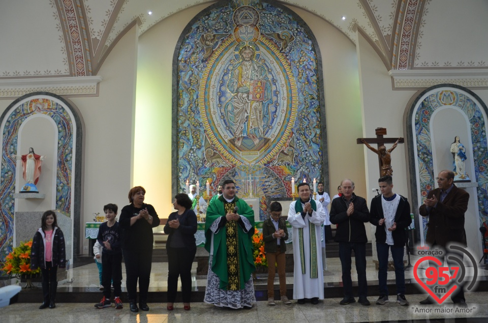 Missa e almoço marca momentos importantes na Catedral de Dourados