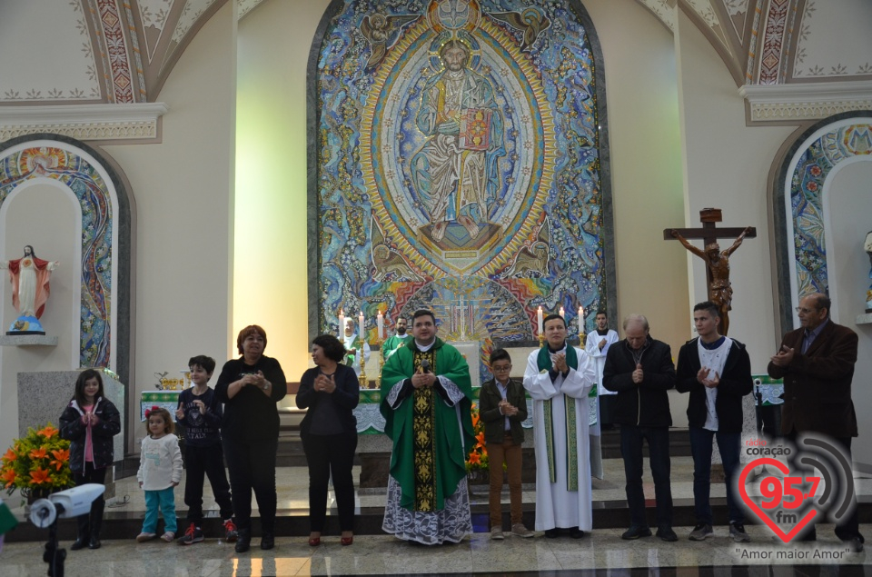 Missa e almoço marca momentos importantes na Catedral de Dourados