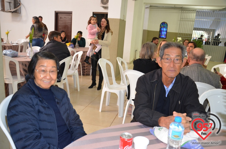 Missa e almoço marca momentos importantes na Catedral de Dourados