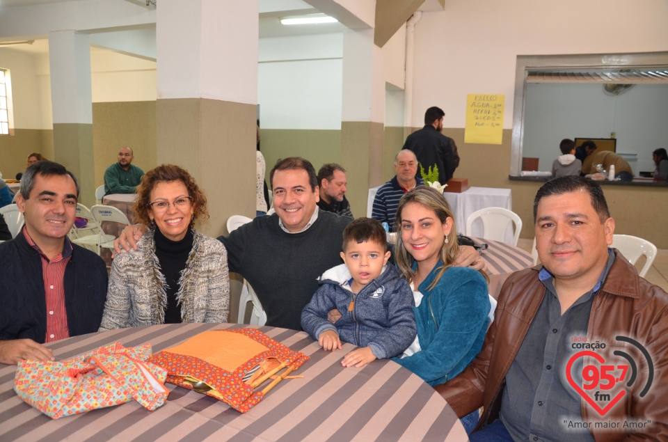 Missa e almoço marca momentos importantes na Catedral de Dourados