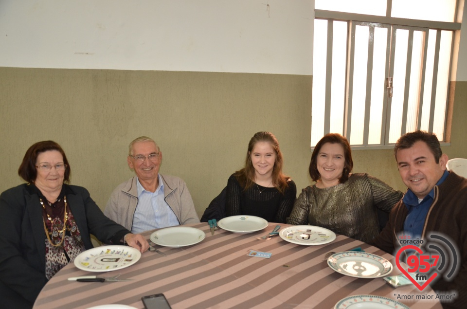 Missa e almoço marca momentos importantes na Catedral de Dourados