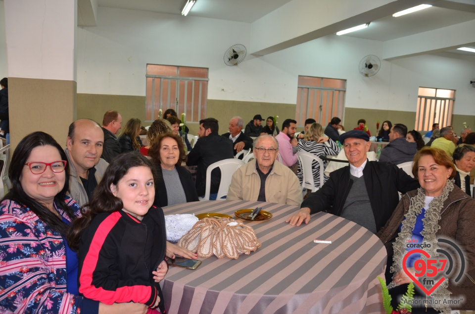 Missa e almoço marca momentos importantes na Catedral de Dourados