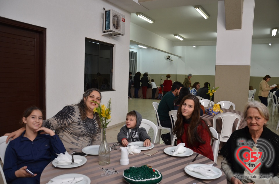 Missa e almoço marca momentos importantes na Catedral de Dourados