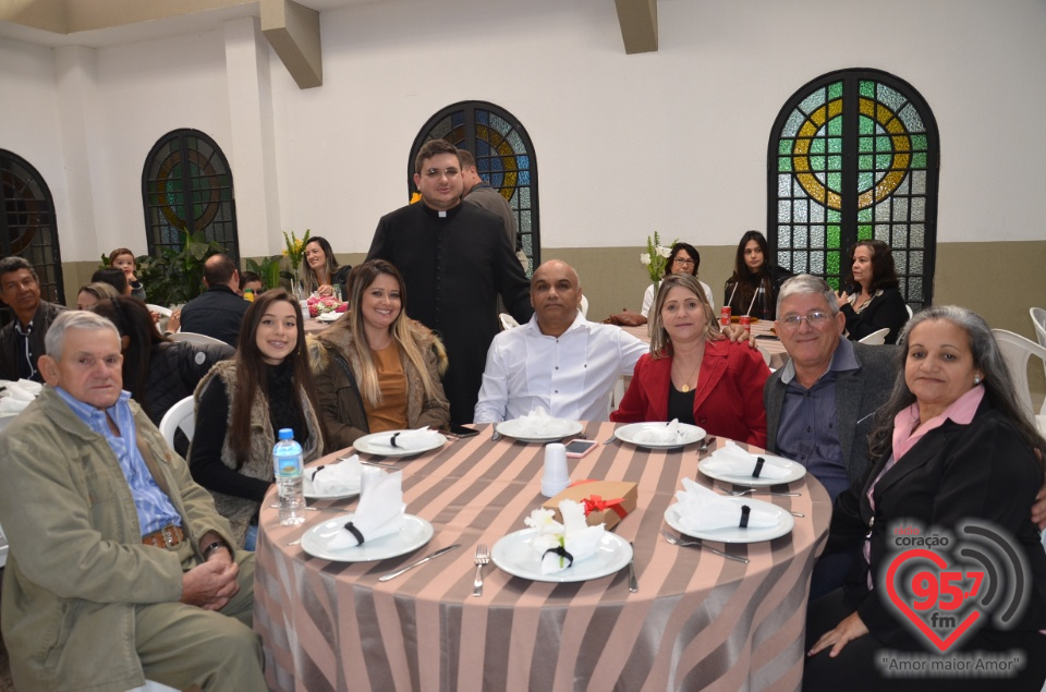 Missa e almoço marca momentos importantes na Catedral de Dourados