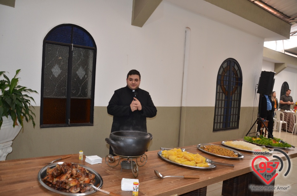 Missa e almoço marca momentos importantes na Catedral de Dourados