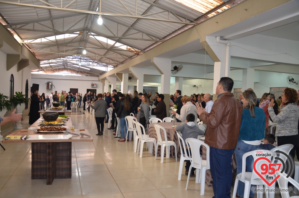 Missa e almoço marca momentos importantes na Catedral de Dourados