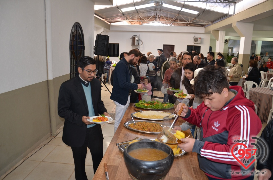 Missa e almoço marca momentos importantes na Catedral de Dourados