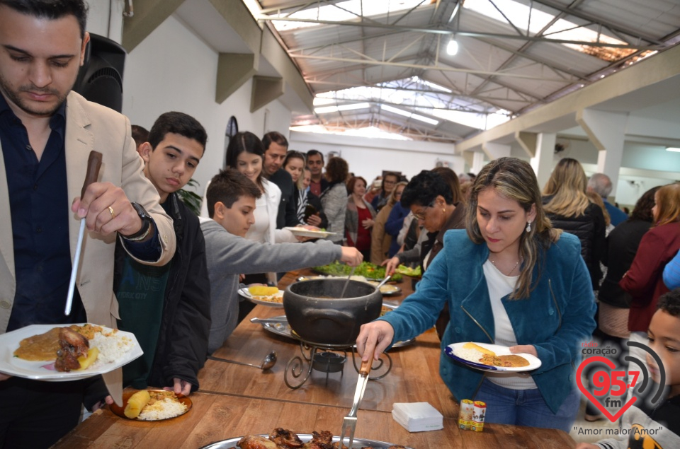 Missa e almoço marca momentos importantes na Catedral de Dourados