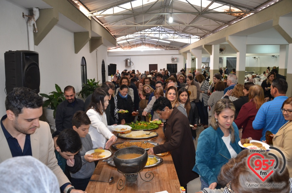 Missa e almoço marca momentos importantes na Catedral de Dourados