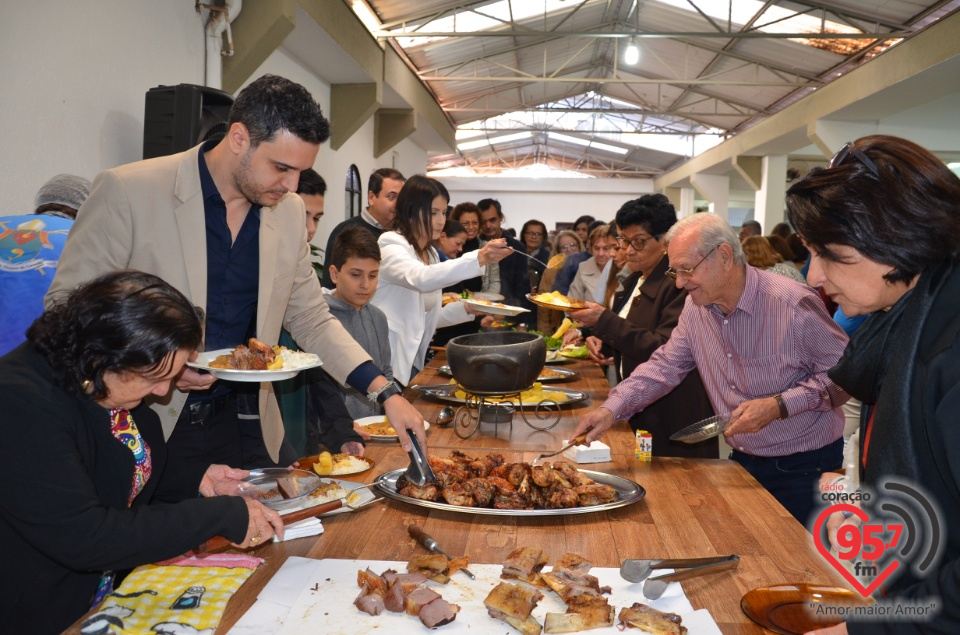 Missa e almoço marca momentos importantes na Catedral de Dourados