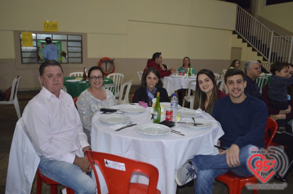 Fotos da Noite da Macarronada da Paróquia N.Sra. Aparecida em Dourados