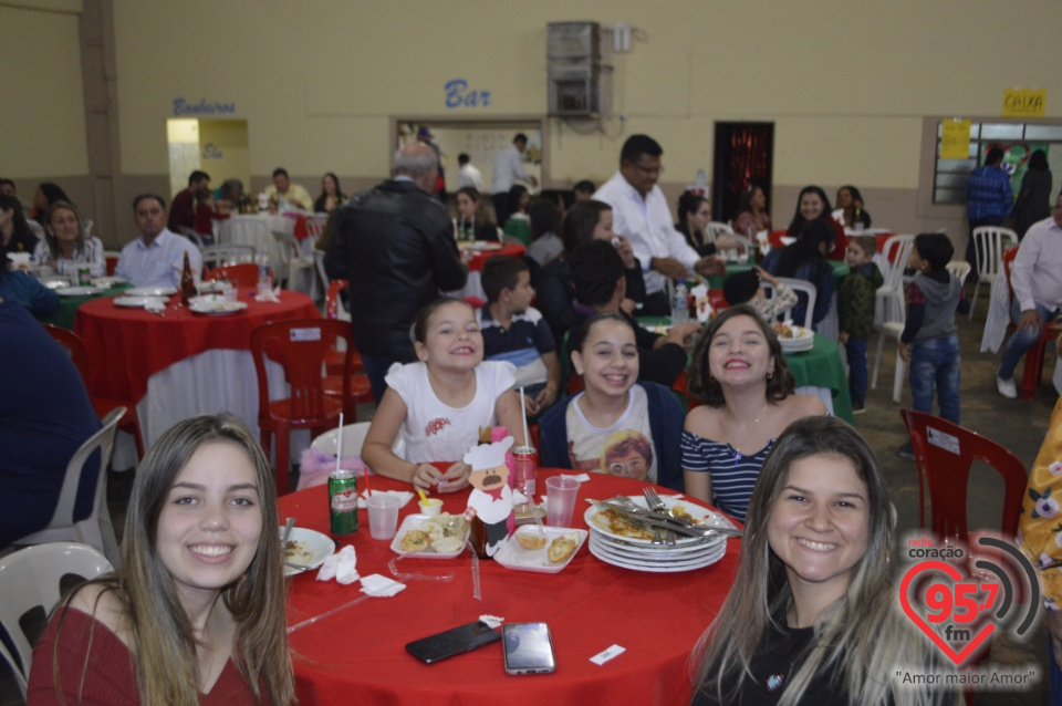 Fotos da Noite da Macarronada da Paróquia N.Sra. Aparecida em Dourados