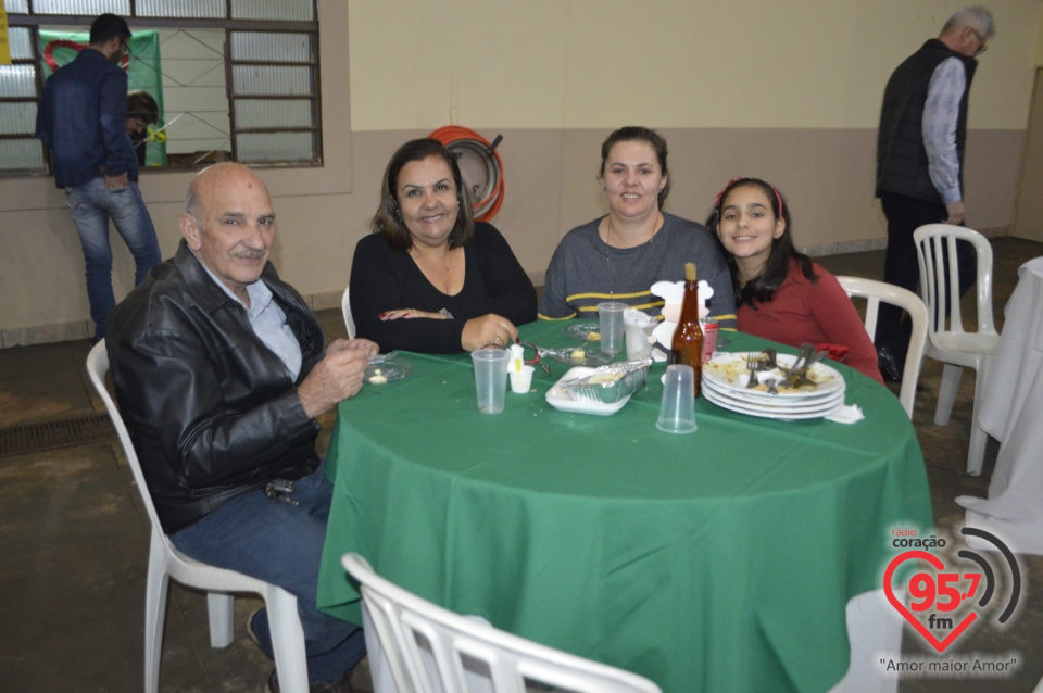 Fotos da Noite da Macarronada da Paróquia N.Sra. Aparecida em Dourados