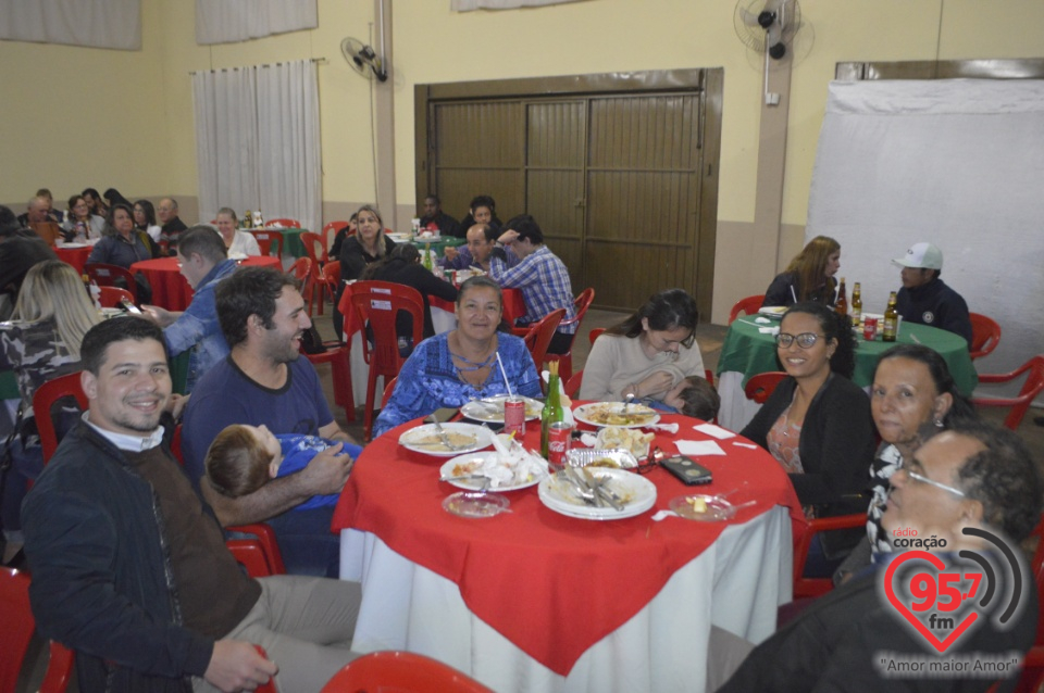 Fotos da Noite da Macarronada da Paróquia N.Sra. Aparecida em Dourados