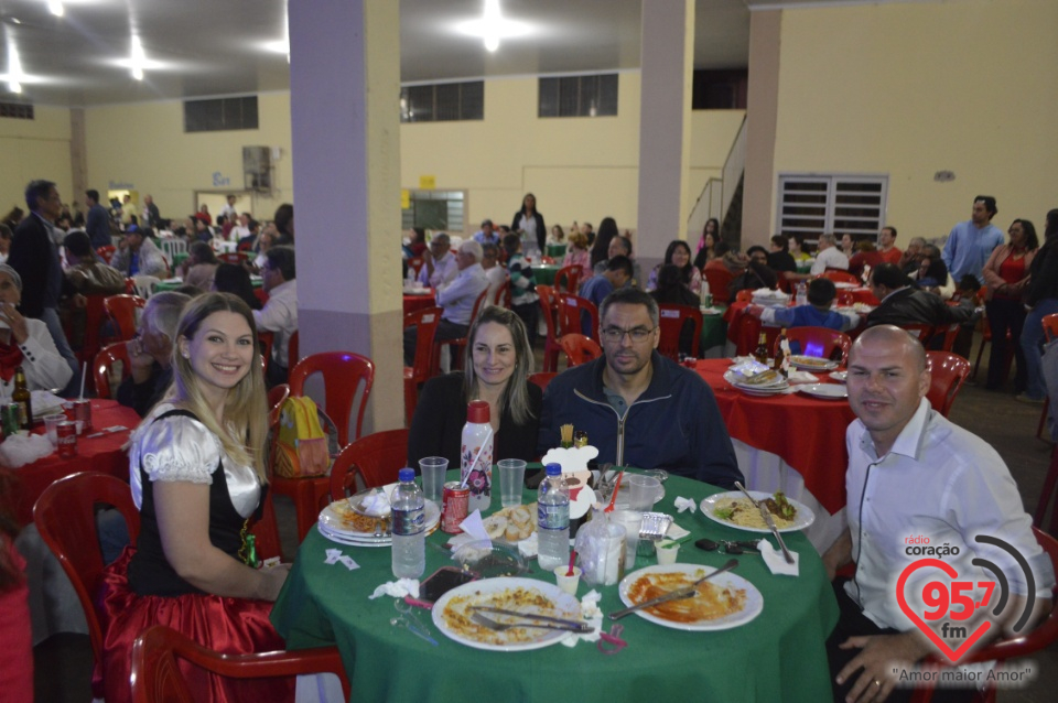 Fotos da Noite da Macarronada da Paróquia N.Sra. Aparecida em Dourados