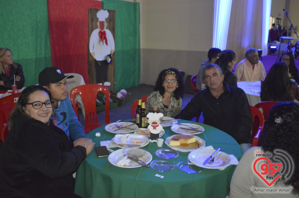 Fotos da Noite da Macarronada da Paróquia N.Sra. Aparecida em Dourados