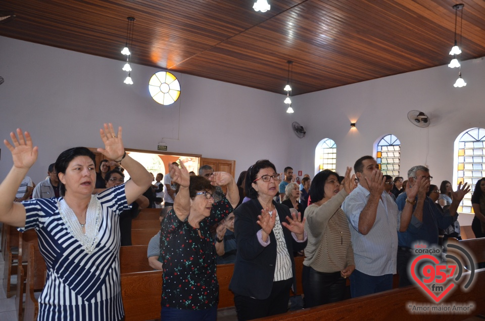 Fotos: Irmãs da Toca de Assis renovam votos