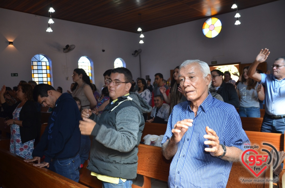 Fotos: Irmãs da Toca de Assis renovam votos