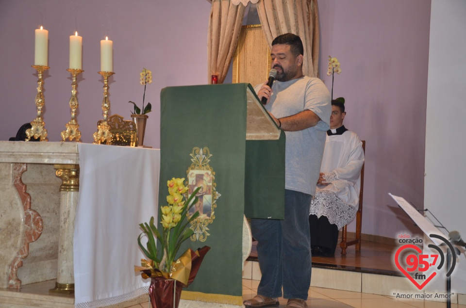 Fotos: Irmãs da Toca de Assis renovam votos