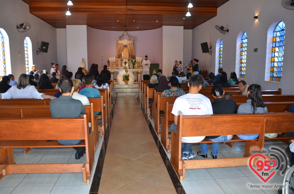 Fotos: Irmãs da Toca de Assis renovam votos