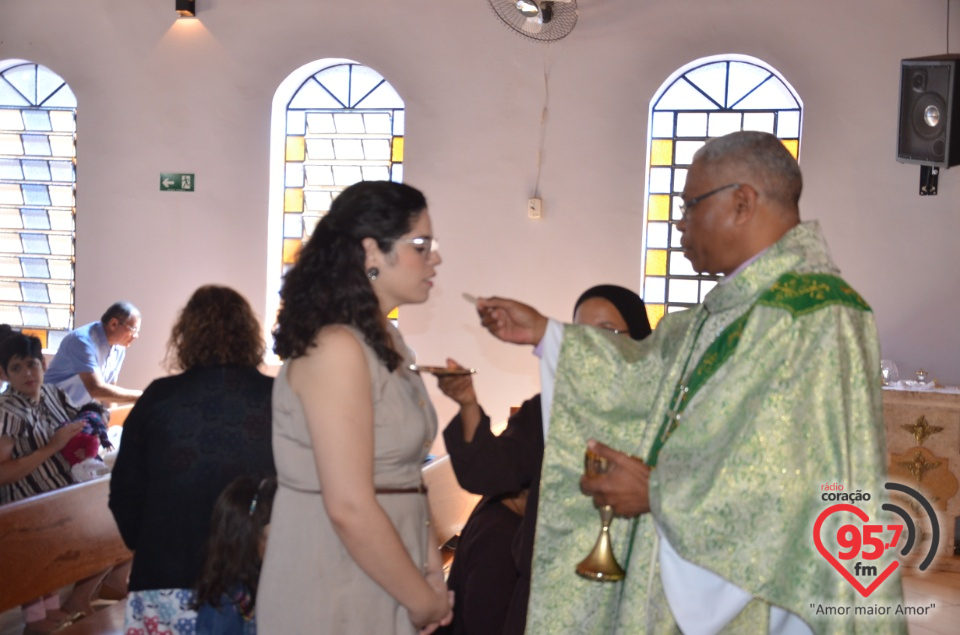 Fotos: Irmãs da Toca de Assis renovam votos