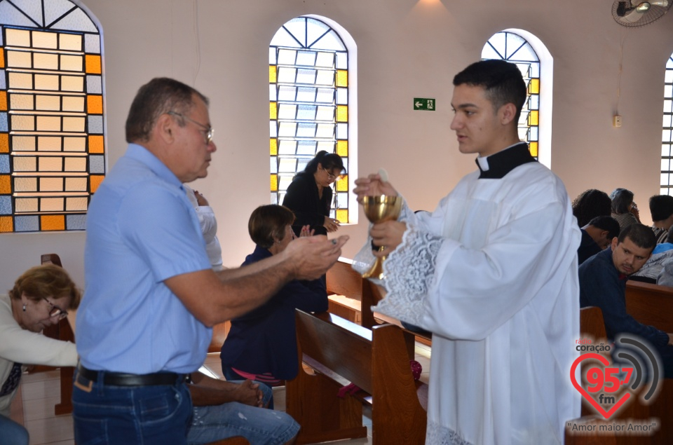 Fotos: Irmãs da Toca de Assis renovam votos