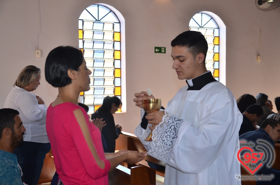 Fotos: Irmãs da Toca de Assis renovam votos