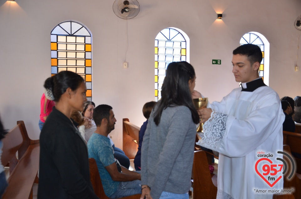 Fotos: Irmãs da Toca de Assis renovam votos