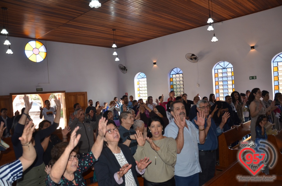 Fotos: Irmãs da Toca de Assis renovam votos