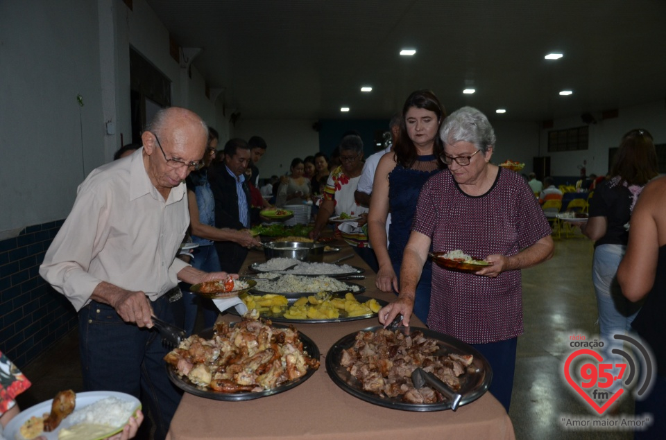 Vicentinos - Noite de homenagens aos membros que atuam na entidade