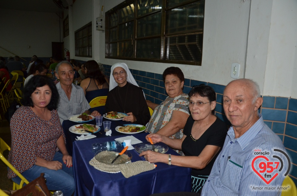 Vicentinos - Noite de homenagens aos membros que atuam na entidade