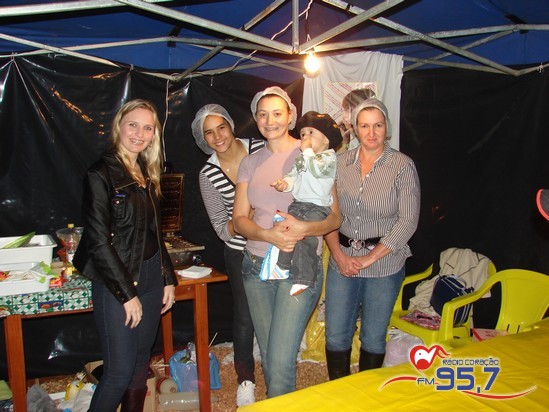 Festa Cristã anima três dias em Laguna Carapã