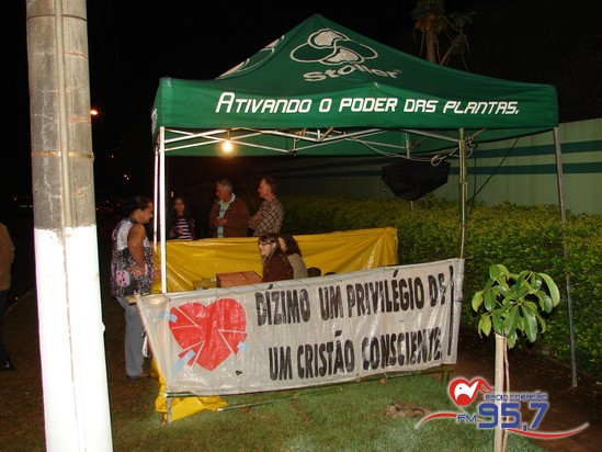 Festa Cristã anima três dias em Laguna Carapã