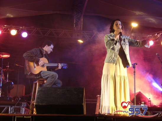Festa Cristã anima três dias em Laguna Carapã