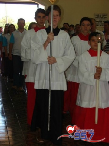 Festa Cristã anima três dias em Laguna Carapã