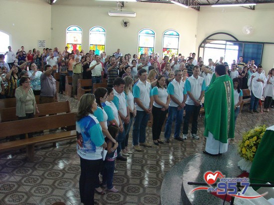 Festa Cristã anima três dias em Laguna Carapã