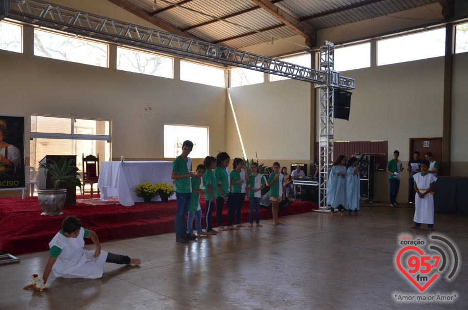 Fotos do Encontro Diocesano dos Coroinhas na Vila São Pedro