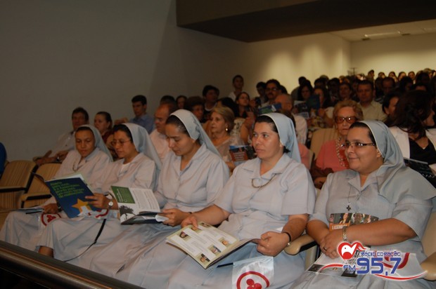 Dia da Paz: Igreja Católica é homenageada significativamente