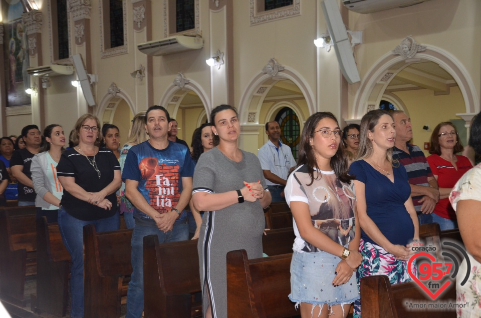 Missa do nascituro e bênção para as mulheres grávidas na Catedral