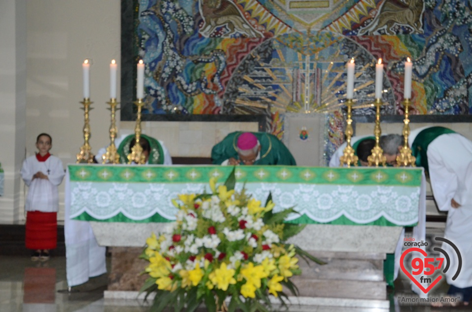 Missa do nascituro e bênção para as mulheres grávidas na Catedral