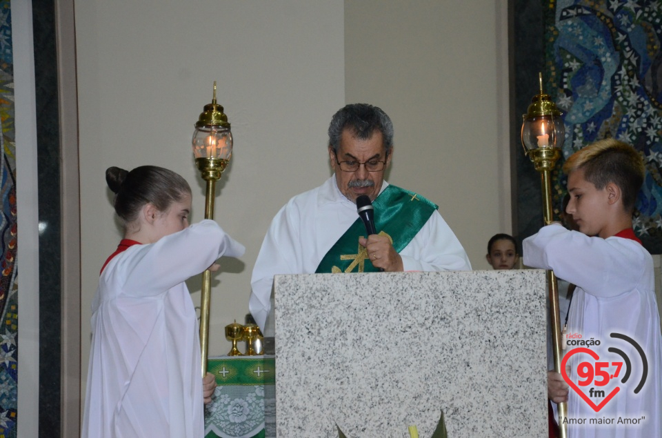 Missa do nascituro e bênção para as mulheres grávidas na Catedral