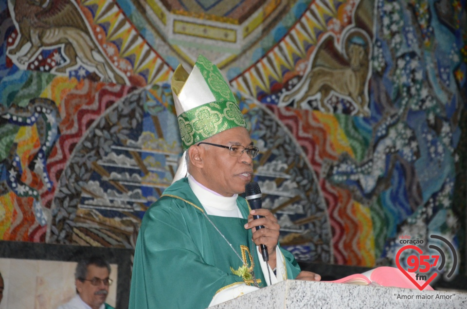 Missa do nascituro e bênção para as mulheres grávidas na Catedral