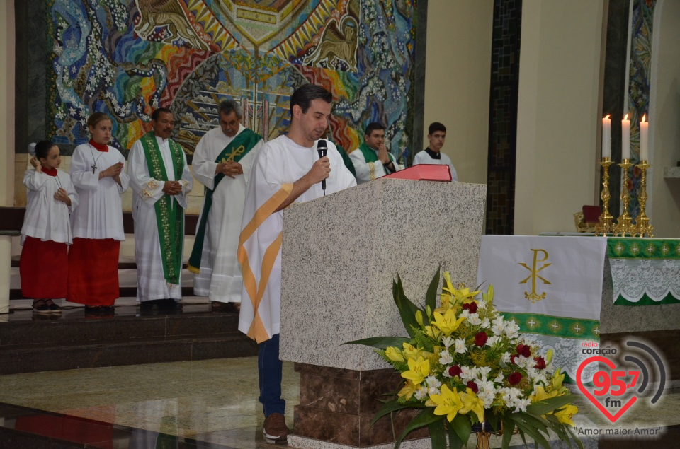 Missa do nascituro e bênção para as mulheres grávidas na Catedral