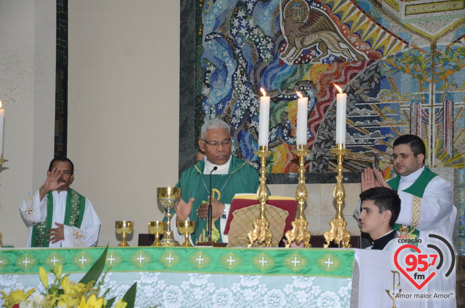 Missa do nascituro e bênção para as mulheres grávidas na Catedral