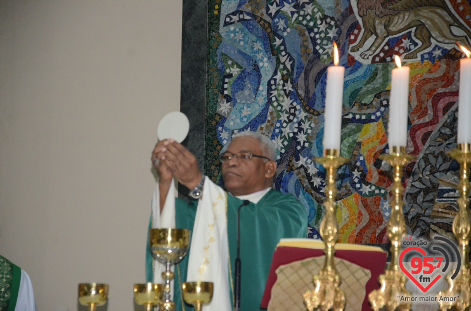 Missa do nascituro e bênção para as mulheres grávidas na Catedral