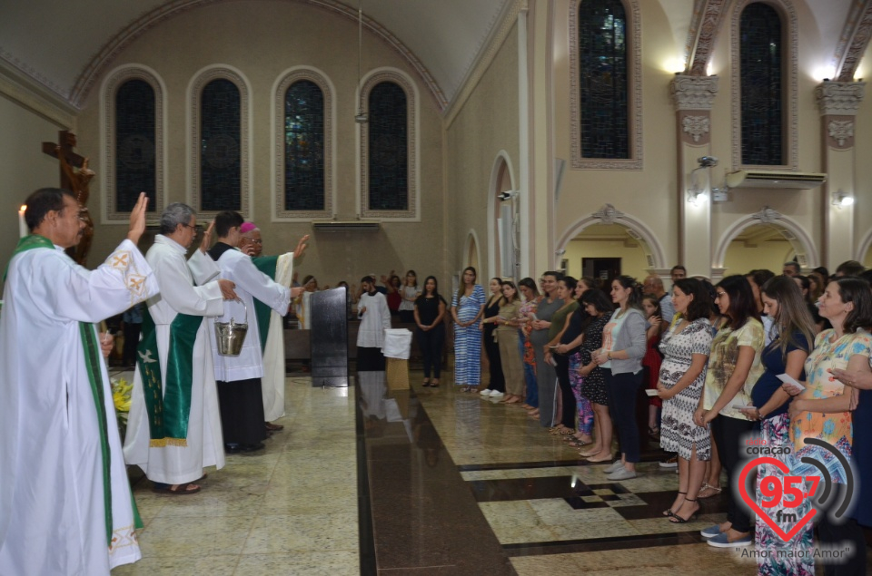 Missa do nascituro e bênção para as mulheres grávidas na Catedral