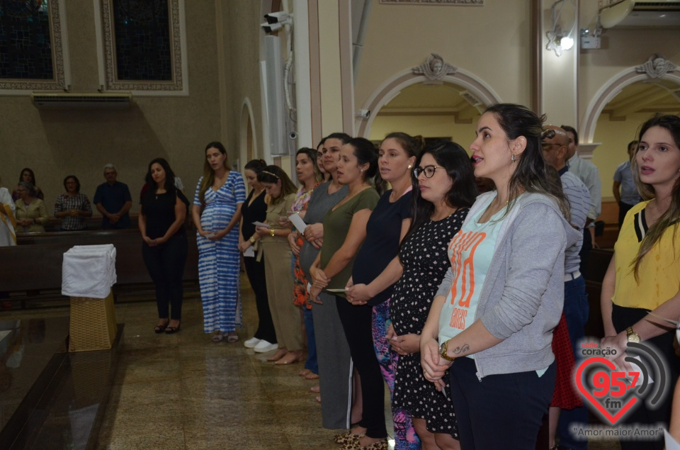 Missa do nascituro e bênção para as mulheres grávidas na Catedral